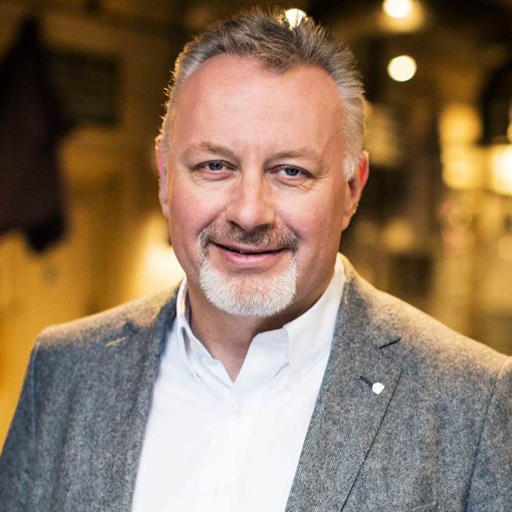 roadchef-mark-fox-ceo-portrait-web.jpg