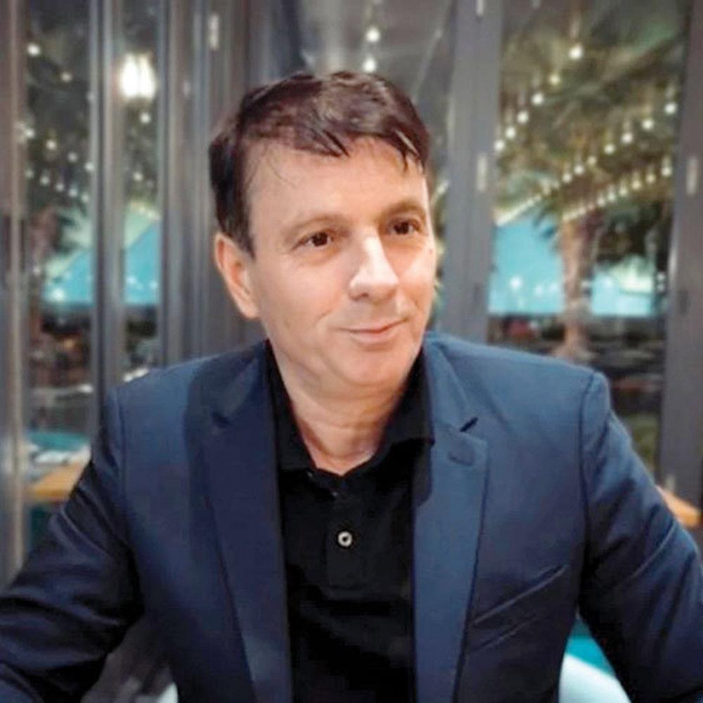 iulian-nica-la-cocos.jpg