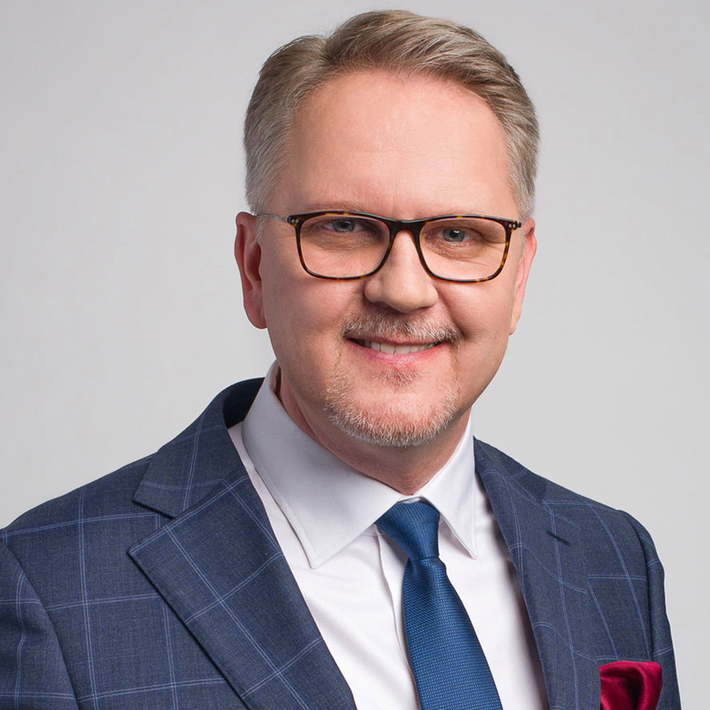 Rafal-Pietrasina-CEO-Anwim-portrait.jpg