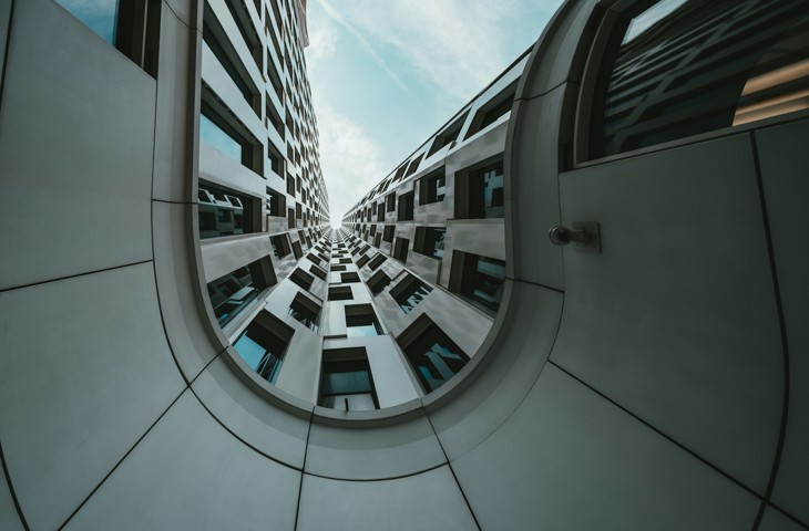 BERLIN-architecture-Claudio-Schwartz-Unsplash-web.jpg
